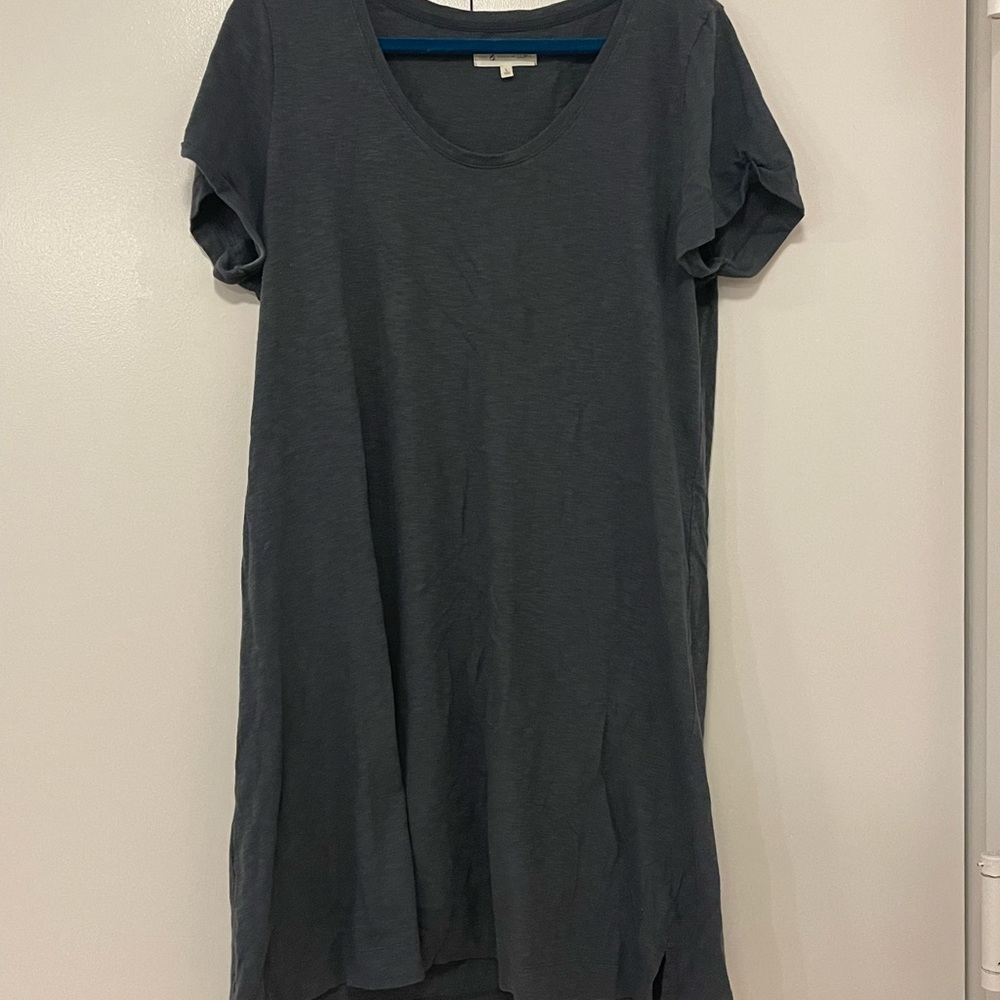 Lou and Grey loft tshirt dress
